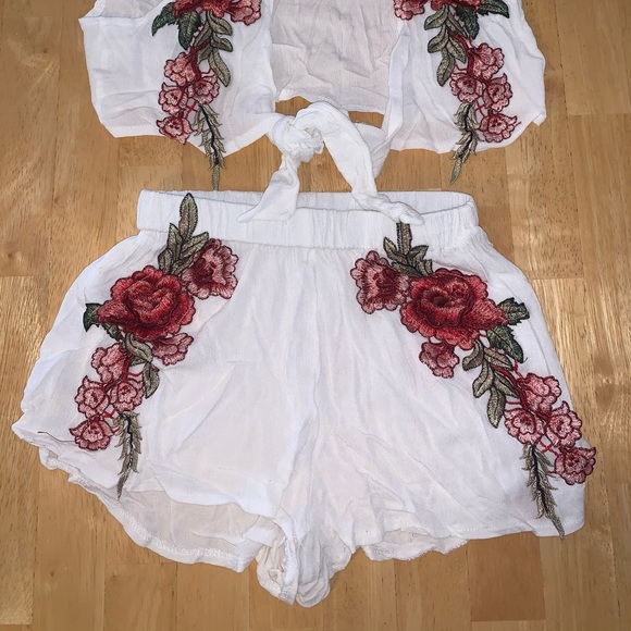 Full summer outfit - Picture 2 of 2